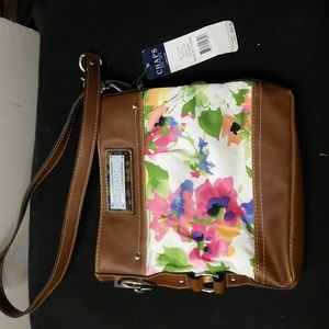 Chaps floral fabric purse, NWT..Cute!